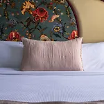 Leopold - Orso Hotell Paris